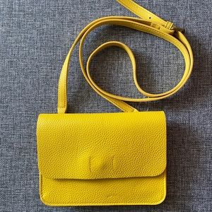 Melrose and Market Bright Yellow Purse NWOT